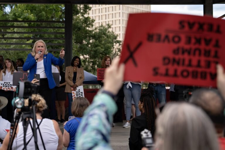 Redistricting pressures Houston Democrats of shade to complete