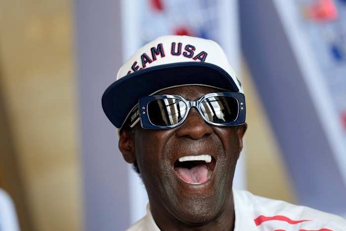 Taste Flav offers bobsled and skeletal system a shot, signs up with group as buzz male for Olympics