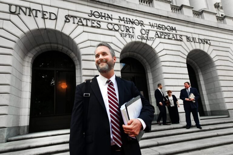 Former Texas Lawyer General Kyle Hawkins signs up with high court