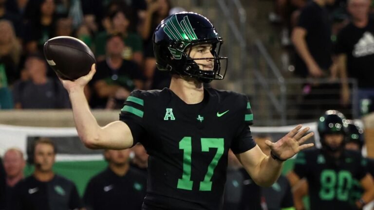 AP Gamer of the Week: North Texas’ Drew Mestemaker established meeting document with 608 backyards passing